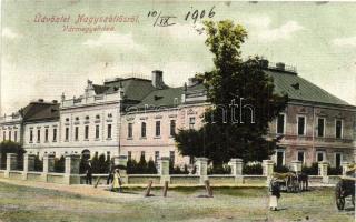 Nagyszőllős, Vinohragyiv; Vármegyeháza, kiadja Deutsch J. / county hall (EB)