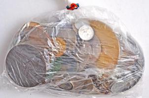 Vegyes fémpénz, jelvény és plakett tétel ~850g súlyban, közte Lengyel Királyság 1625. 6Gr Ag "I...