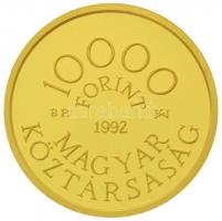 1992. 10.000Ft Au "Károly Róbert" tanúsítvánnyal (6,98g/0.986) T:PP Hungary 1992. 10.000Ft...