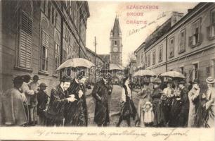 Szászváros, Broos, Orastie; Utcarészlet, templom, esőben montázs, kiadja H. Graef / street, church, rain, montage