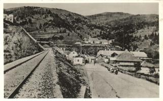 Gyimes, Magyar-román határ, Rákóczi várrom, vasút / Hungarian-Romanian border, castle ruins, railway