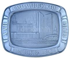 Szovjetunió 1980. "Moszkvai Olimpia" fém plakett akasztható (116x143mm) T:2 Soviet Union 1980. "Moscow Olympics" metal plaque with wall hanger (116x143mm) C:XF