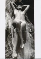 cca 1975 Napfürdő, mai nagyítás, 25x18 cm / erotic photo, 25x18 cm