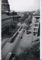 cca 1968 Budapest, Bajcsy-Zsilinszky úti villamosok, korabeli vintage negatívról készült mai nagyítás, 25x18 cm