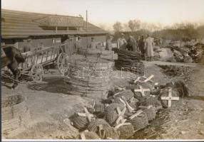 cca 1914 Hadianyagraktár, korabeli vintage felvételről készült mai nagyítás,18x25 cm