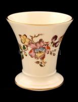 Wedgwood kis váza, részben kézzel festett, jelzett, hibátlan, m:8 cm