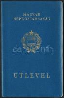 1964 Kék útlevél, Magyar Népköztársaság által kiállítva, pp.:68, 13x9cm