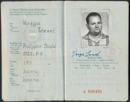 1964 "Kék" útlevél, Magyar Népköztársaság által kiállítva, pp.:68, 13x9cm