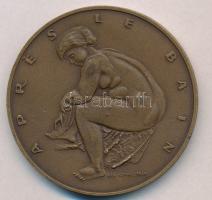 Kiss Kovács Gyula (1922-1984) DN "Renoir - Aprés le bain" nagyalakú Br emlékérem, tanúsítv...