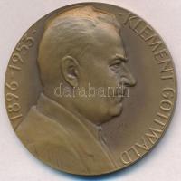 Csehszlovákia 1971. Klement Gottwald 1896-1953 Br emlékérem nem saját dísztokban (50mm) T:2 Czechoslovakia 1971. Klement Gottwald 1896-1953 Br commemorativ medal in not its own case (50mm) C:XF