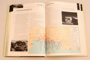 Ferwagner Péter Ákos: A második világháború történelmi atlasza. Kisújszállás, 2008, Szalay Könyvek -...