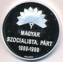 ~1999. "Magyar Szocialista Párt 1989-1999 / Európai Szocialisták Pártja" jelzett Ag emlékérem dísztokban (31,14g/0.999/42,5mm) T:PP