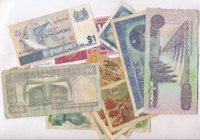 30db-os vegyes külföldi bankjegy tétel, közte Csehszlovákia, Irán, Románia, Weimari Köztársaság T:II...