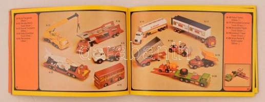 1977 Matchbox katalógus, kiadói papírkötésben, német nyelven