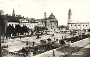 Nagyvárad, Oradea; Egyesülési tér, városháza, villamos / square, town hall, tram, photo