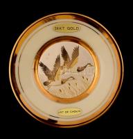 Keleti motívumos tálkák (tájképpel, vadludakkal), kézzel festett, az egyik aranyozott, jelzett, hibá...