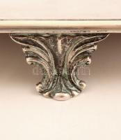 Ezüst (Ag.) talpas tálca, jelzett, kalapált, mesterjeggyel (T), d:32 cm, nettó: 928 g