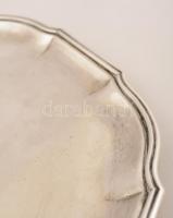 Ezüst (Ag.) talpas tálca, jelzett, kalapált, mesterjeggyel (T), d:32 cm, nettó: 928 g