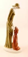 Hollóházi porcelán kalapos hölgy kutyával, kézzel festett, jelzett, hibátlan, m: 39 cm