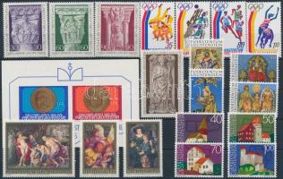 1975-1976 Kis összeállítás: 19 klf bélyeg sorokkal + 1 blokk, 1975-1976 19 stamps + 1 block