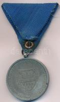 1940. "Erdélyi Emlékérem" cink kitüntetés, eredeti mellszalaggal. SZIGN.: BERÁN T:2 
Hung...