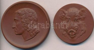 Németország DN 2db klf meisseni porcelán emlékérem (42mm/50mm) T:1-
Germany ND 2pcs of diff porcela...