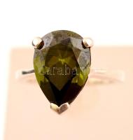 Ezüst (Ag.) gyűrű, szintetikus kövekkel, jelzett, méret:51, bruttó: 5,6 g