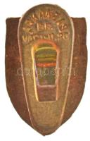 DN "M.L.T.C. (Magyar Lawn Tennis Club)" zománcozott Br gomblyukjelvény hátoldalán "AR...