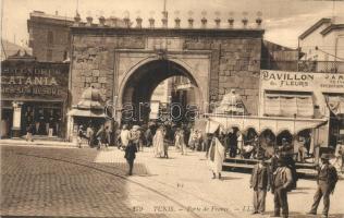 Tunis, Porte de France / gate, tram, shops