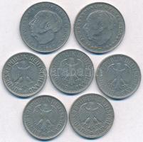 NSZK 1950-1982. 1M (5xklf) + 2M (2xklf) T:2,2-
FRG 1950-1982. 1 Mark (5xdiff) + 2 Mark (2xdiff) C:X...