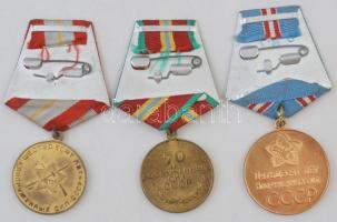 Szovjetunió 1967-1988. "50;60;70 éves a Szovjetunió hadereje" 3db klf aranyozott, zománcoz...
