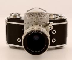 Ihagee Exakta Varex IIa. kamera, Carl Zeiss Tessar 2,8/50 objektívvel börtokban. Ritka, balkezes kam...