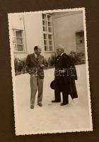 138 db fotó és képeslap a Magas-Tátrából, kartonon, részben feliratozva, különböző méretben / Vysoke...