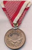 1914. "Ferenc József Bronz Vitézségi Érem" Br kitüntetés mellszalaggal. Szign.: Tautenhayn...
