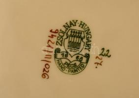 Zsolnay pillangó mintás bonbonier, kézzel festett, jelzett, hibátlan, 10×10 cm