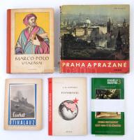 Vegyes útikönyv tétel, 5 db:  Zsigmond Enikő: Csomád hegycsoport, Szent Anna-tó és környéke. Erdély hegyei 3. Turisztikai kalauz. Csíkszereda, 1998, Pallas-Akadémiai Könyvkiadó. Kiadói papírkötésben, térképmelléklettel. Jó állapotban. Cserhát útikalauz. Szerk.: Kristóf Sándor. Budapest, 1957, Sport Lap- és Könyvkiadó. Kiadói papírkötés. Jó állapotban. J.Sz. Iljinszkij: Finnország. Nemzetközi kérdések 26. Budapest, 1950, Szikra. Kiadói papírkötés. Jó állapotban. Marco Polo utazásai. Budapest, 1950, Hungária Könyvkiadó N. V. Kiadói félvászon kötés, fekete-fehér illusztrációkkal, jó állapotban. Václáv Jíru: Praha, Prazané. Prága, 1962, Orbis. Kiadói egészvászon kötés, kiadói kissé szakadozott papírkötés, fekete-fehér fotókkal illusztrálva.