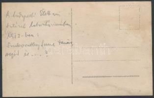 1913 A budapesti Élettani Intézet laboratóriumában, Szukováthy Imre tanársegéd  (1888 - 1978) és tár...