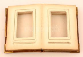 Cca 1900 réz veretes fényképtartó, gerince sérült, összesen 24 db 8,5×5 cm-es fényképeknek