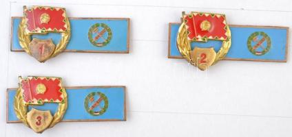 ~1970-1980. 41db-os vegyes MN osztályos jelvény tétel, közte "Harckocsi technikus", "...