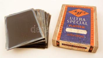 1944 Lőcsei Árpád kecskeméti vándorfényképész hagyatékában fellelt 15 db vintage üveglemez negatív o...