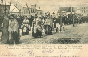 1901 Karlóca, Karlovitz, Sremski Karlovci; I. Milán szerb király temetése, ortodox papok a gyászmenetben / The arrival of the funeral of King Milan I of Serbia from the cathedral church (fa)