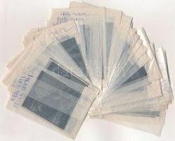 ,,Esküvő istenigazából" című film egyes jeleneteit és színészeit ábrázoló negatívok, ezekről ké...