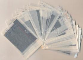 ,,A felrobbantott pokol" című film egyes jeleneteit és színészeit ábrázoló negatívok, ezekről k...