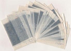 ,, A kalózkapitány újra tengerre száll" című film egyes jeleneteit és színészeit ábrázoló negat...