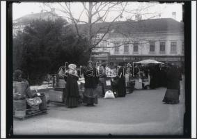 cca 1930 Piaci felvételek, Kerny István (1879-1963) hagyatékában őrzött 3 db vintage negatívról kész...