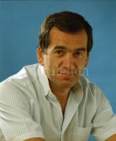 cca 1985 Gáti Oszkár színészről készült 4 db szabadon felhasználható, műtermi portré negatív, Pánczé...