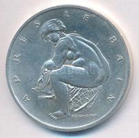 Kiss Kovács Gyula (1922-1984) 1964. "Renoir - Apres le bain" jelzett Ag emlékérem (16.09g/0.800/32mm) T:BU ujjlenyomat