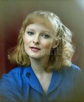 cca 1985 Kubik Anna színésznőről készült 4 db szabadon felhasználható, műtermi portré negatív, 6x7 cm