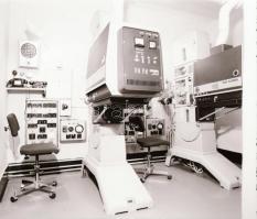 1982 Budapest, ÓBUDA mozi kívül-belül, 7 db szabadon felhasználható negatív, 6x7 cm