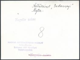 Szőlőszüret a Badacsonyi Mgtsz-ben, fotó, a Magyar Mezőgazdasági Múzeum fotóarchívumából, hátulján f...